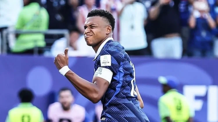 Deschamps Pastikan Mbappe Fit 100% Hadapi Spanyol di Semifinal