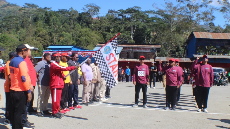 Gerak Jalan HUT ke-81 RI di Tolikara, Semangat Merah Putih yang Mempersatukan