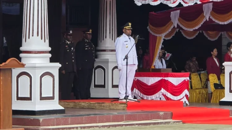 Bupati Pegubin Pimpin Detik-Detik Proklamasi di Kiwirok, Wakil Bupati di Oksibil