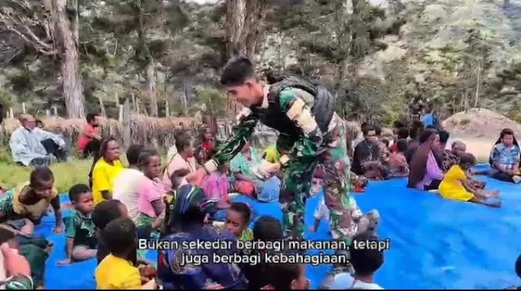 Satgas Yonif 511 Gelar Makan Bersama Gratis Ke-23 Bersama Warga Kampung Tima