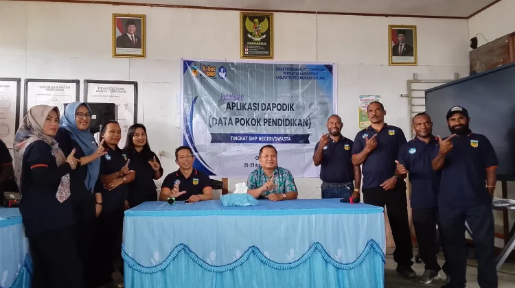 Kabid SDM Resmi Tutup Pelatihan Pengelolaan Bos Dan Dapodik Tingkat SMP