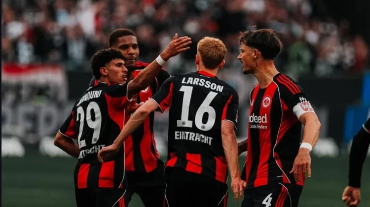 Fulham Sepakati Transfer Hugo Larsson dari Eintracht Frankfurt