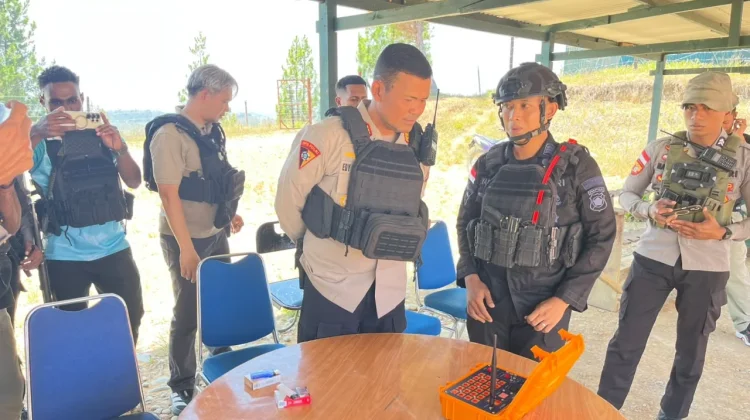 Polres Jayawijaya dan Brimob Polda Papua Musnahkan Amunisi GL40MM di Wamena