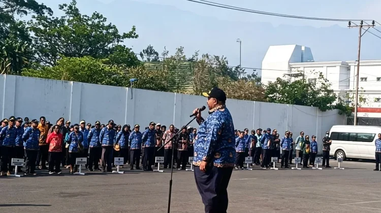 Pimpin Apel, Ones Pahabol Tegaskan Satu Kesatuan Gubernur dan Wakil