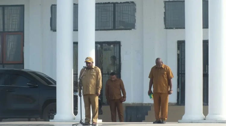 Bupati Nduga Tegaskan ASN Wajib Kembali Berkantor di Kenyam, Gaji Terancam Ditahan