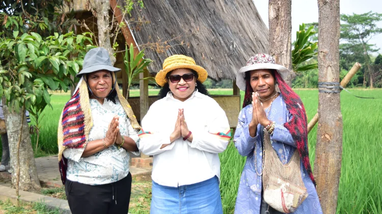 Dekranasda Jayawijaya Bawa Pegiat Wisata Cari Inspirasi di Subang