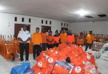Pemkab Tolikara Salurkan Bantuan BNPB RI bagi Korban Longsor
