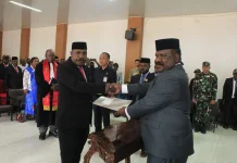 Bupati Lanny Jaya Lantik Tendien Wenda sebagai Sekda Definitif