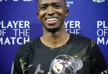 William Pacho Raih Gelar Man Of the Match di Allianz Arena