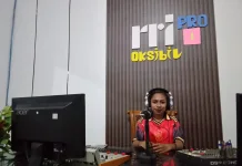 Menemani Tanpa Wajah: Keajaiban Suara di Era Visual