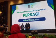 Bupati Tolikara Dikukuhkan sebagai Anggota Kehormatan PERSAGI