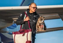 Aksi Nyeleneh Erling Haaland Bawa 'Teman' Rakun usai Kembali dari Piala Dunia 2026