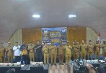 Bupati Willem Wandik Luncurkan Festival Etnik Religi Tolikara 2026