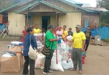 DP3KAB Pegunungan Bintang Salurkan Bantuan Bagi Anak-Anak Asrama