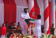 Upacara HUT RI Ke 81 Tingkat Lanny Jaya Berjalan Khidmat