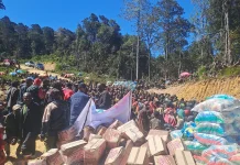 Kemensos Salurkan Bantuan Logistik untuk Warga Terdampak Kekeringan dan Hujan Es