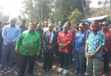 Wagub Papua Pegunungan Letakan Batu Pondasi Pembangunan GKII Efata Menagaima
