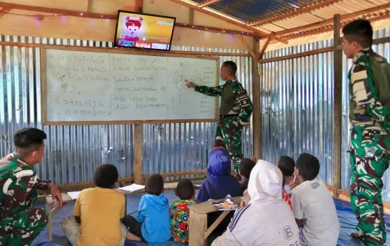 Satgas Yonif 511/DY Tingkatkan pengetahuan dan Wawasan Kebangsaan di Konikme
