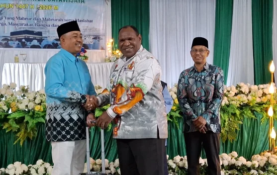 Jamaah Haji Jayawijaya Dilepas, Bupati: Jadilah Teladan Masyarakat