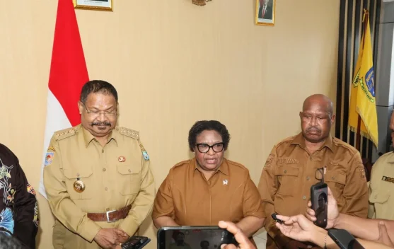 Wamendagri Kawal Penyusunan Regulasi Pascaperang suku