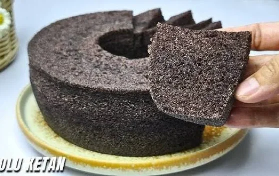 Resep Bolu Kukus Hitam yang Lembut dan Praktis Dibuat di Rumah
