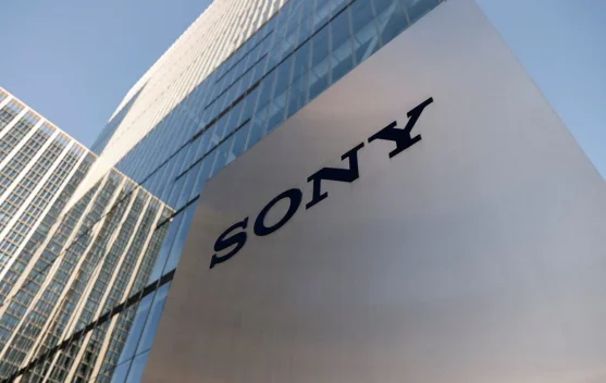 CEO Sony Hiroki Totoki Lepas 56% Saham Pribadinya dari PlayStation