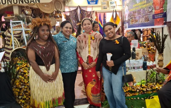 Dekranasda Jayawijaya Promosikan Produk UMKM di HKG PKK dan HUT Dekranas