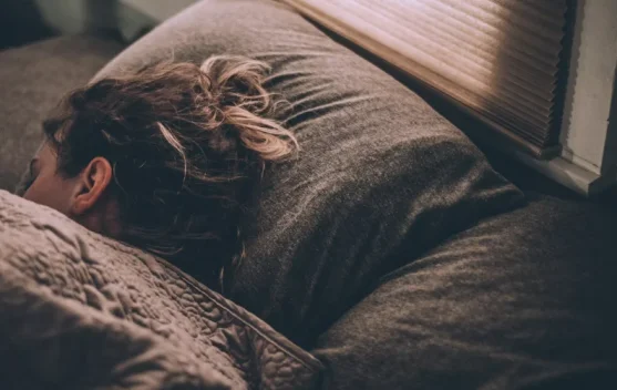 Mengenal Siklus Tidur, Mengapa Light Sleep dan Deep Sleep Dibutuhkan Tubuh?
