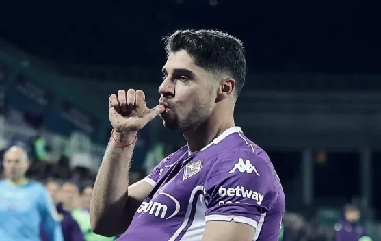 West Ham United Sepakati Transfer Manor Solomon dari Tottenham Hotspur