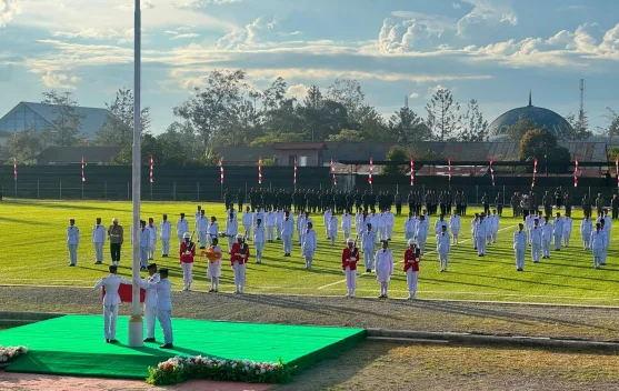 Penurunan Bendera HUT Ke-81 RI di Wamena Berlangsung Khidmat