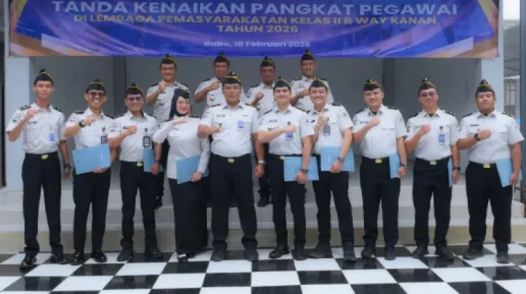Sebanyak 13 Pegawai Lapas Way Kanan Terima Kenaikan Pangkat Baru