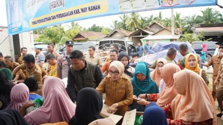 Pemkab Way Kanan Gelar Operasi Pasar Murah di Lima Titik