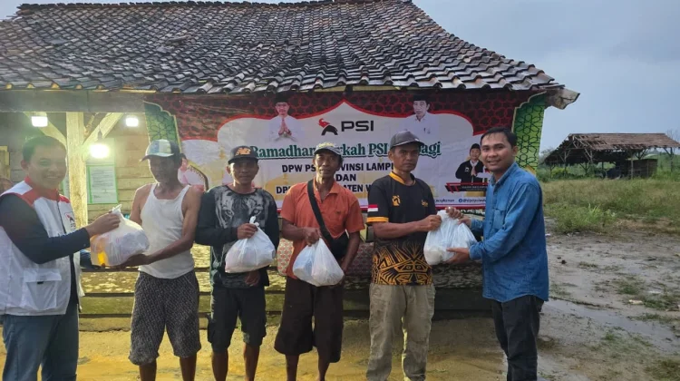DPW dan DPD PSI Salurkan Bantuan Sembako di Way Kanan