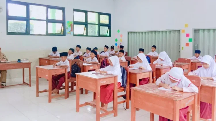 MIN 3 Way Kanan Serentak Gelar LUM dan ATS Semester Genap