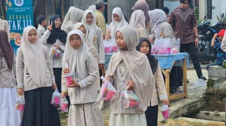SMPN 7 Banjit Padukan Religi dan Akademik, Gelar Salat Duha hingga Khataman Quran