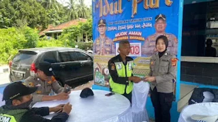 Sidokkes Polres Way Kanan Siagakan Layanan Kesehatan saat Momen Lebaran