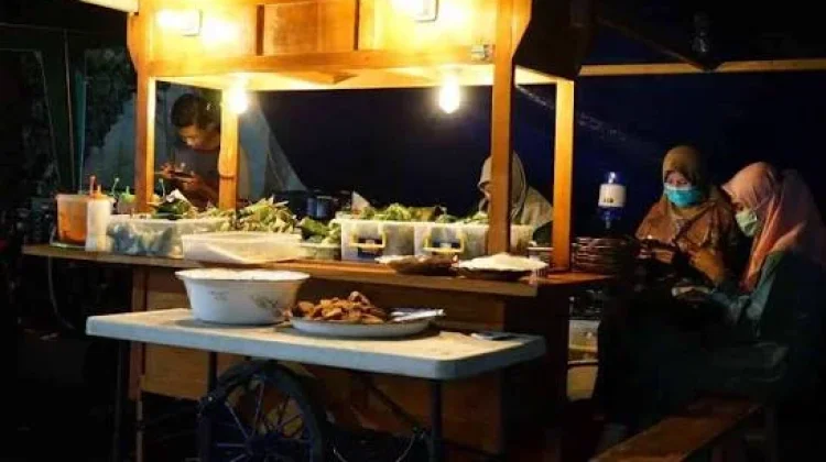 Angkringan Khas Yogyakarta Mulai Warnai Kuliner Way Kanan