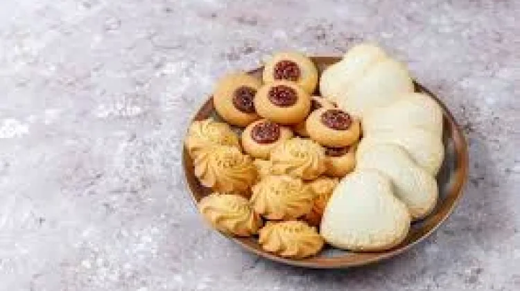 Warga Mulai Beli Kue Kering untuk Sambut Lebaran