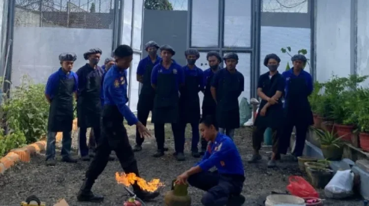 Lapas Way Kanan Bekali Petugas Keterampilan Atasi Kebakaran