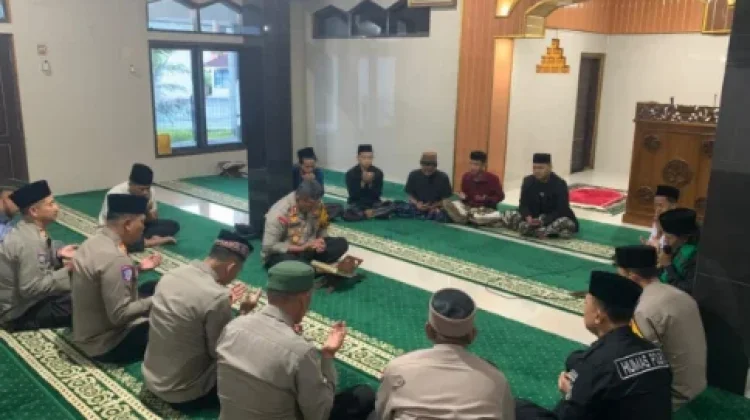 Polres Way Kanan Gelar Khataman Al-Qur’an Ramadan 1447 H