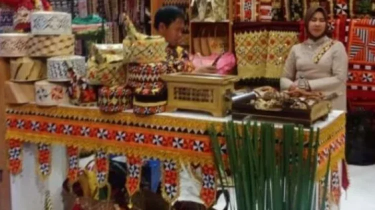 Disnakertrans Way Kanan Tekan Angka Pengangguran melalui Industri Kreatif