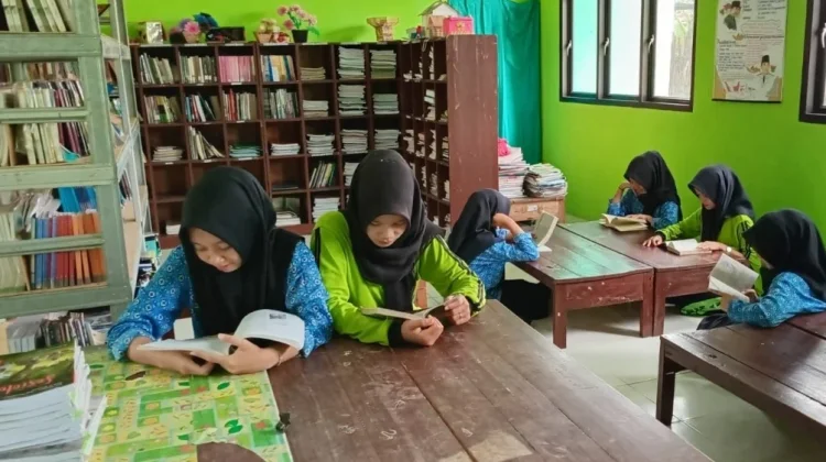 Ruang Belajar Perpustakaan Jadi Favorit Pelajar dan Mahasiswa