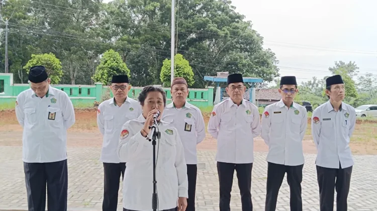Apel Perdana Kemenag Way Kanan usai WFA dan Libur Lebaran