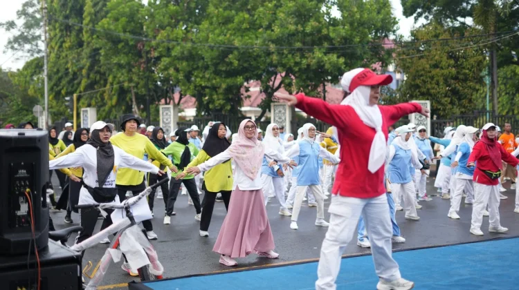 Melalui CFD, Wali Kota Metro Ajak Warga Sehat