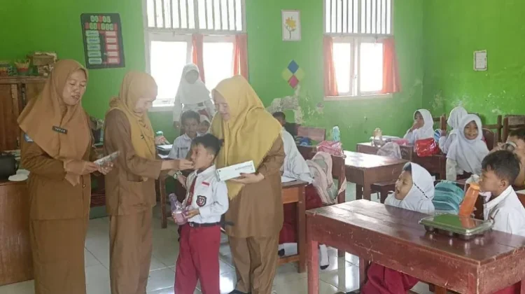 POPM Cacingan Sasar Anak TK Perintis Way Tuba
