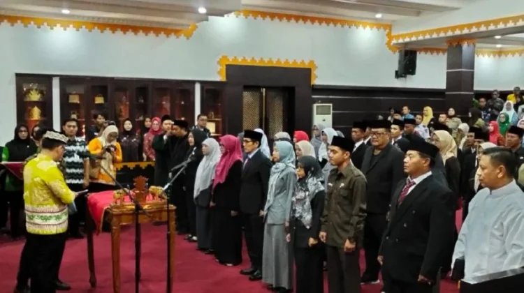 Lantik 43 Pejabat, Bambang : Jabatan Itu Amanah