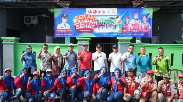 Pesantren Bank Sampah Jadi Solusi Kebersihan Kota Metro