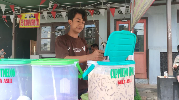 Pelaku Usaha Keluhkan Lonjakan Harga Pelastik