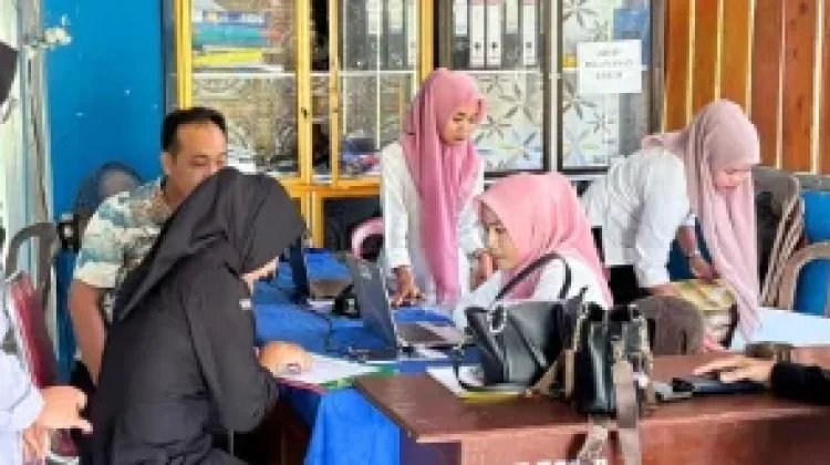 Bawaslu Awasi Coktas Pemilih Ganda di Gedung Riang