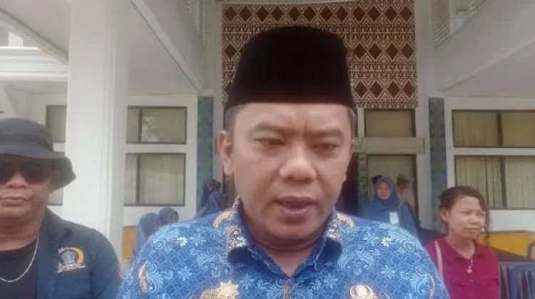 Sekda Way Kanan Bangga Siswi SMPN 2 Tembus 10 Cerpen Nasional